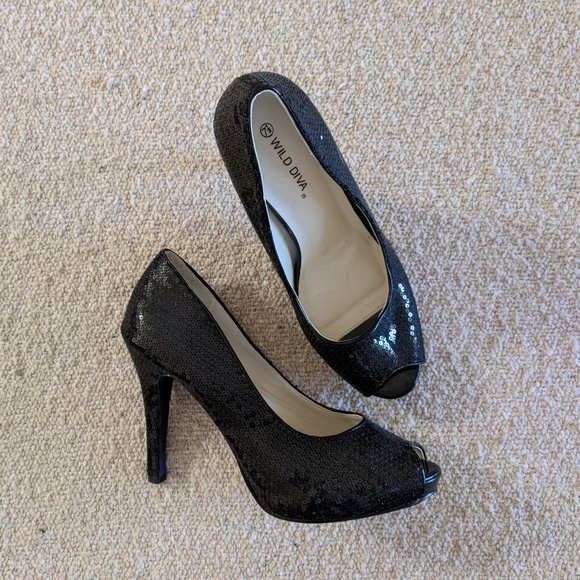Wild Diva Black Sequin Peep Toe Pump, 7.5M - Picture 2 of 8